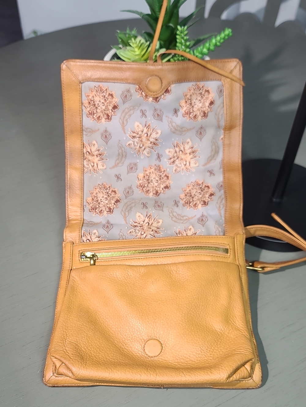 Hobo Thick Leather Crossbody Bag in Tan - Picture 8 of 13